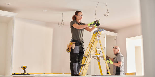 Best Electrician Near Me  in Chariton, IA