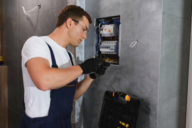 Best Electrical Outlet Repair  in Chariton, IA